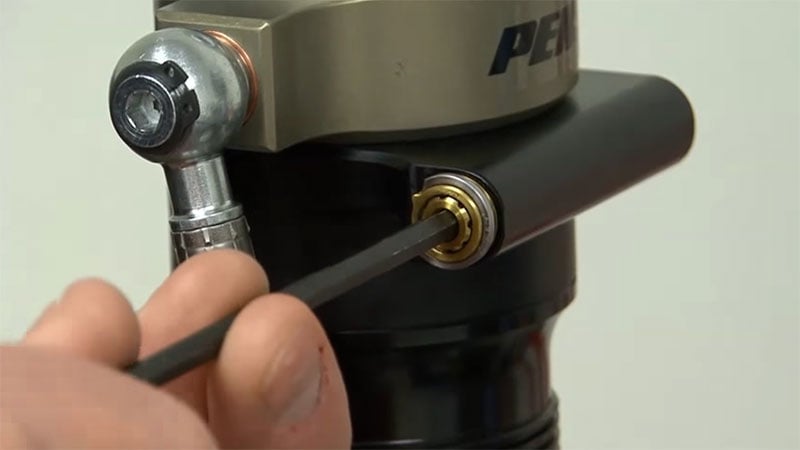 vid-howto-5wayadjuster